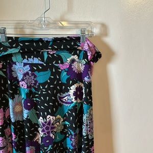 Extra large LulaRoe maxi skirt